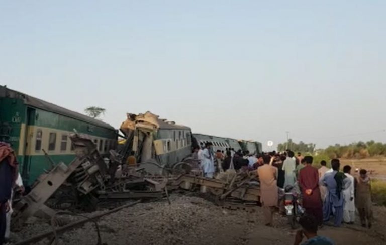 DHERKI TRAIN ACCIDENT3
