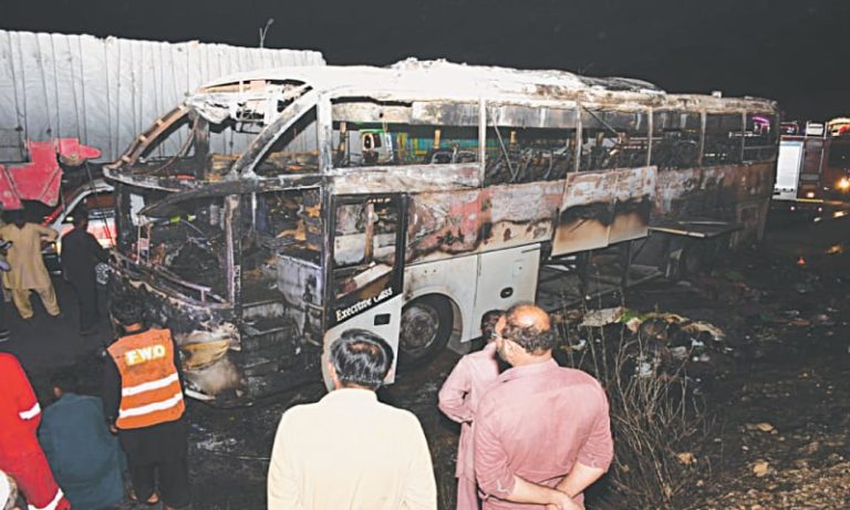 NOORIABAD ACCIDENT FIRE IN BUS